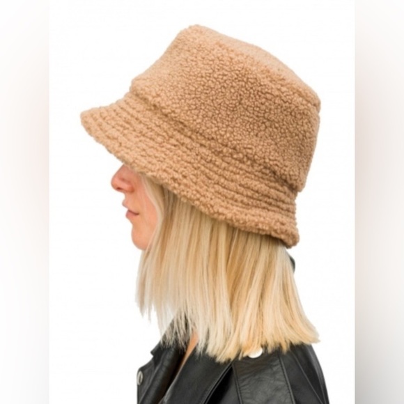 NEW Sherpa Fleece Cozy bucket hat tan one size - Picture 1 of 1